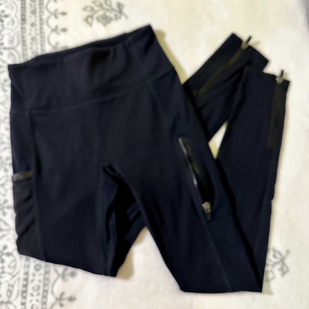 Fabletics Motion365 Midnight High Waist Black Leggings with Zipper Accents